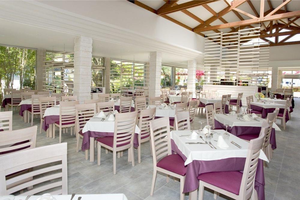 Marsenses & Adults Only Hotel apartamentowy 4*